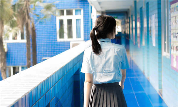 东阿如何找到一个可以帮助我生孩子的女人？